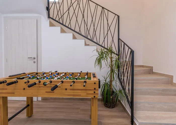 4 Bedroom Lovely In *
